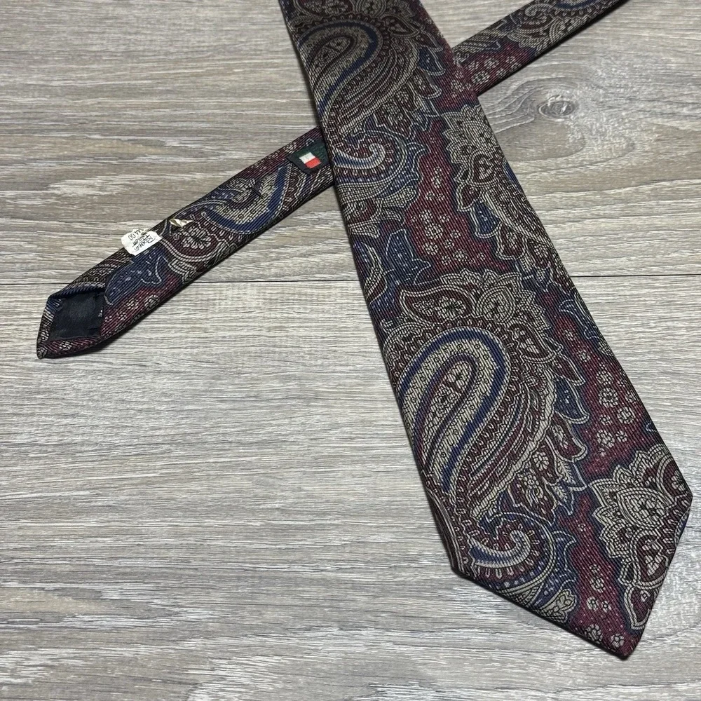 Robert Talbott Nordstrom Handmade Luxury 100% Silk Neck Tie for Men Italy USA‎